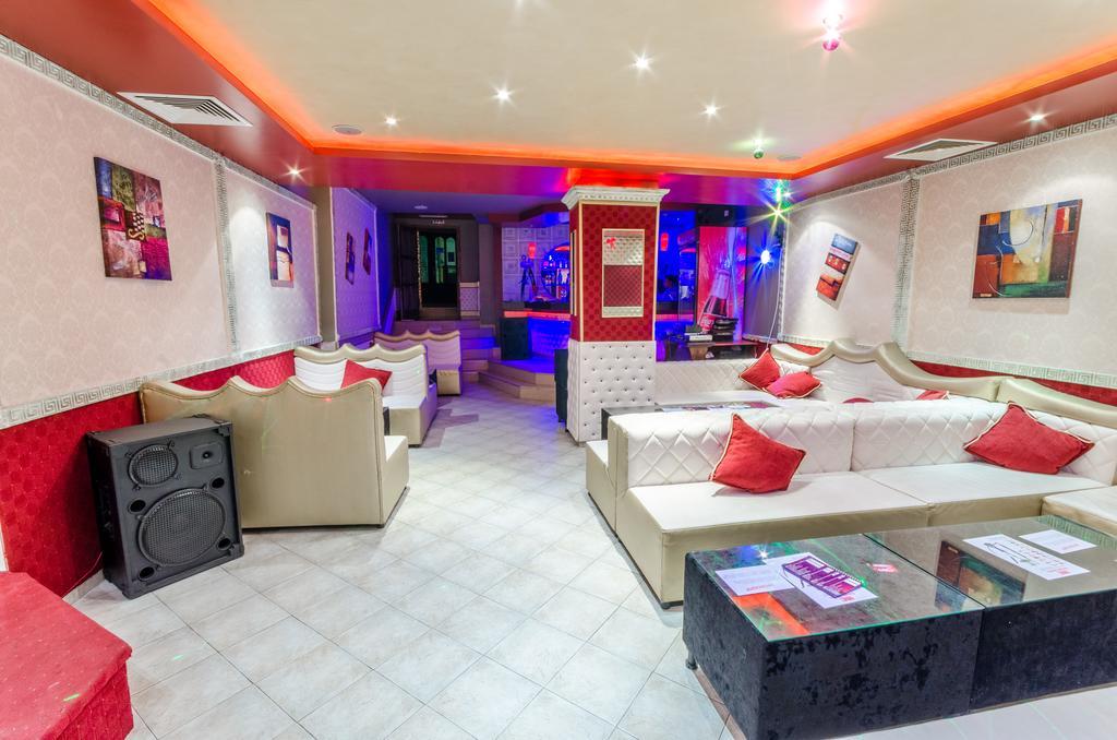 Hotel Cosmos Asenovgrad Luaran gambar