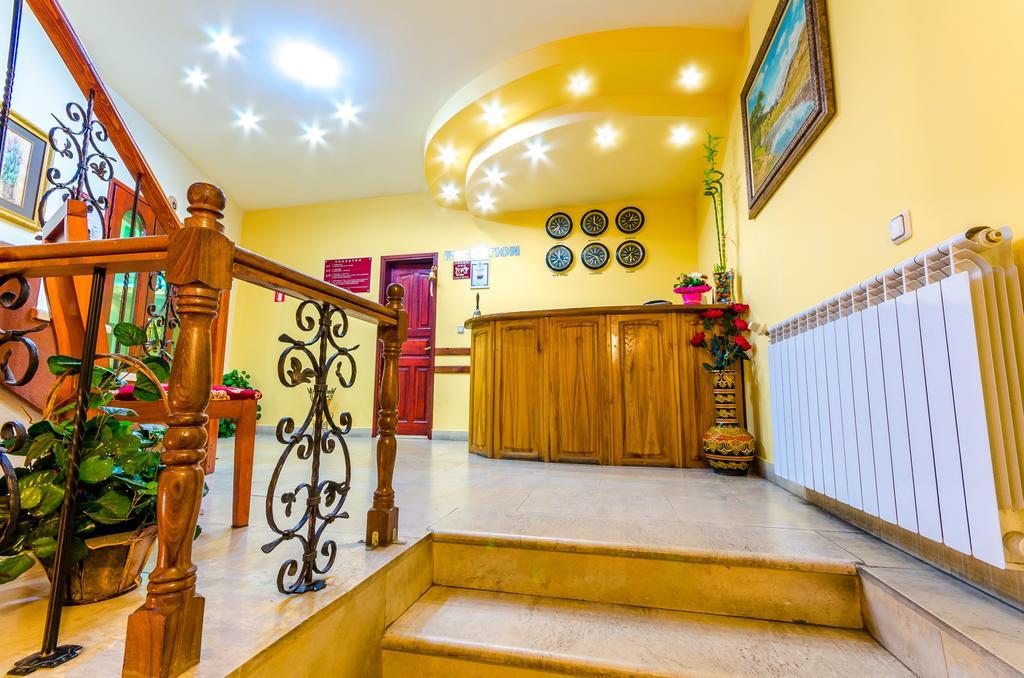 Hotel Cosmos Asenovgrad Luaran gambar
