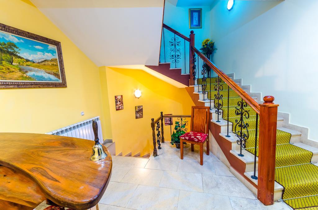 Hotel Cosmos Asenovgrad Luaran gambar