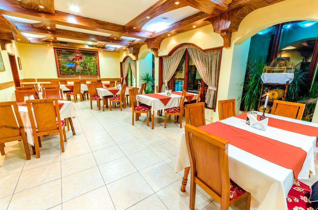 Hotel Cosmos Asenovgrad Luaran gambar